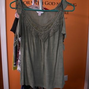 Women's Size Medium "Cold Shoulder" Top